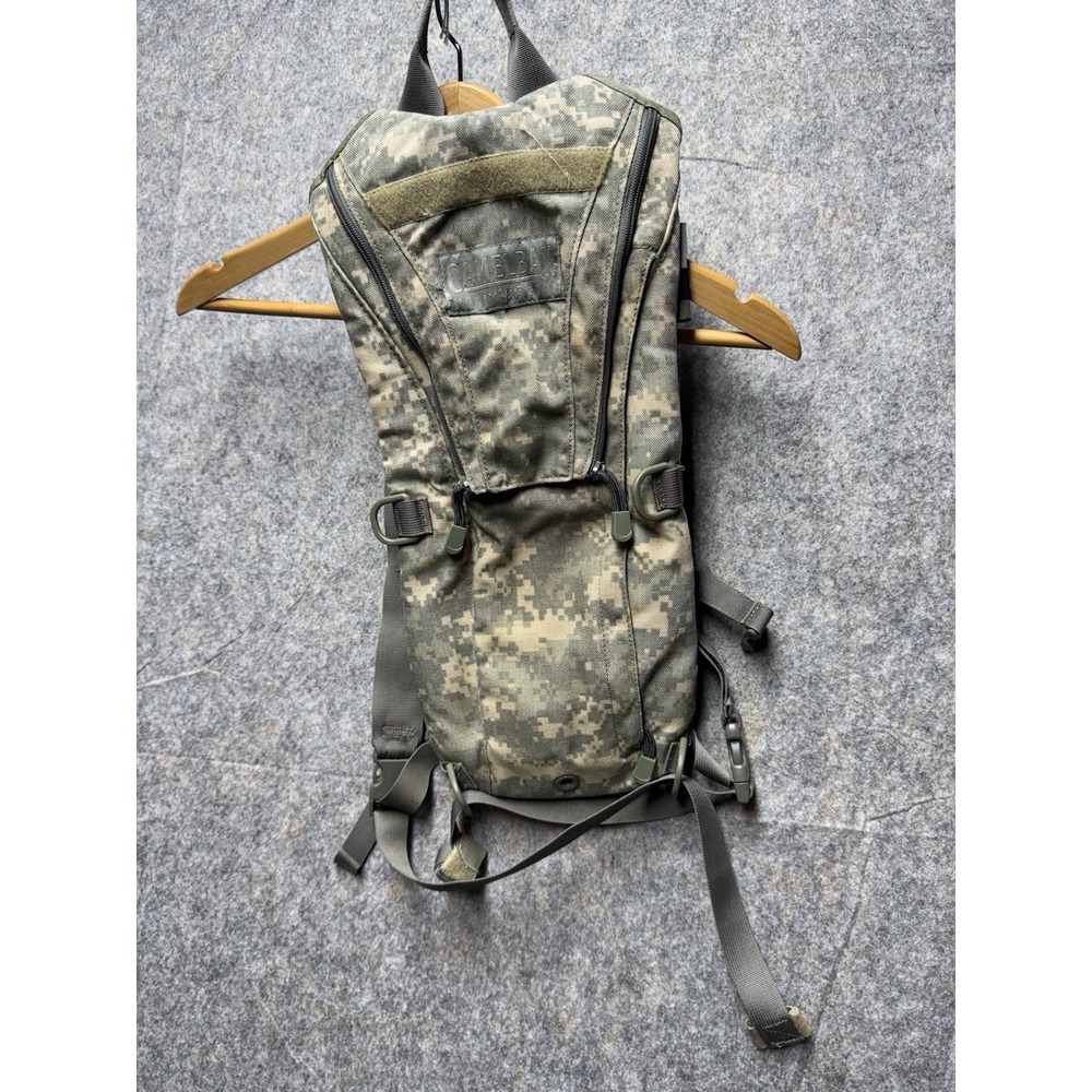 CAMELBAK HYDRATION PACK US‎ ARMY ACU DIGITAL CAMO, U.S. USGI Tactical Military
